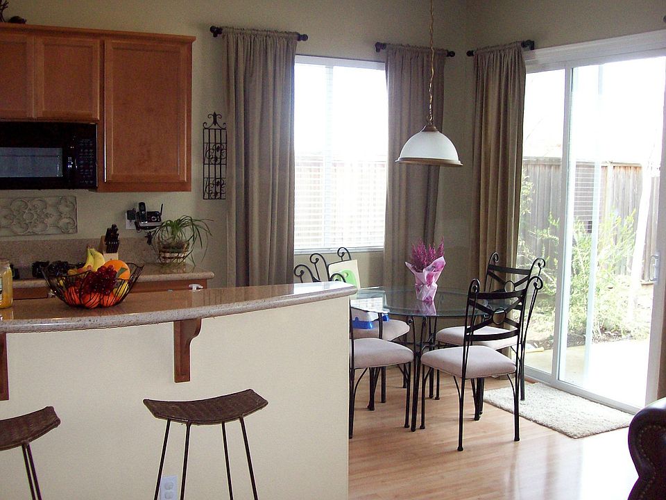 kichen & breakfast nook