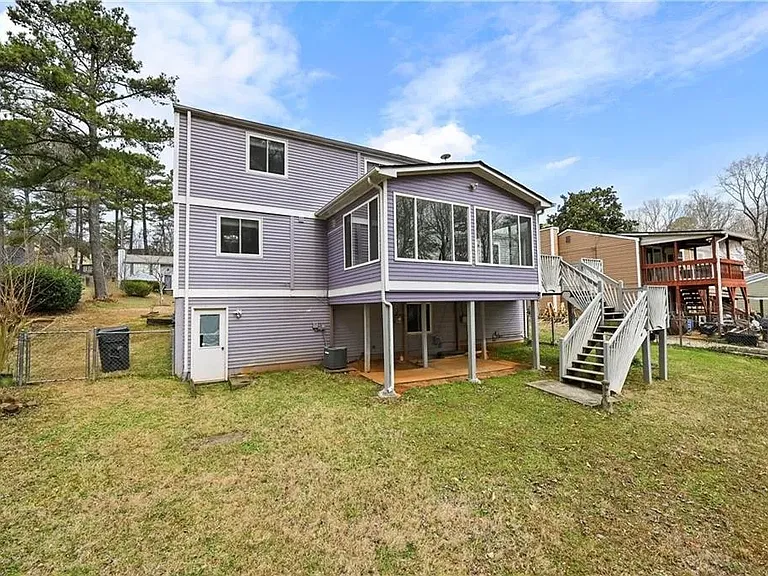 4608 Rosemear Ct — Photo 5