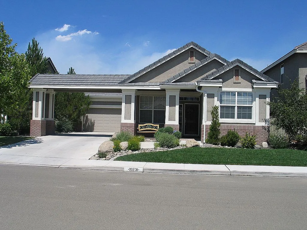 10231 Wolf Ridge Way photo 1