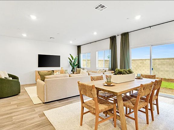 4th image of 8323 Lismore Castle Dr