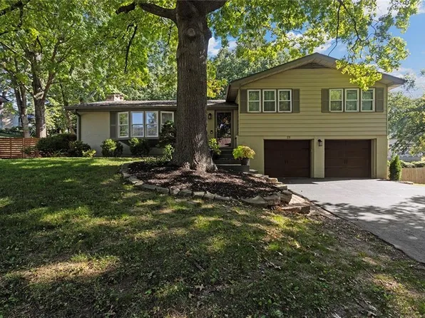 23 NW 39th St, Kansas City, MO 64116