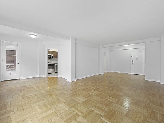 4th image of 41 Park Ave APT 11C