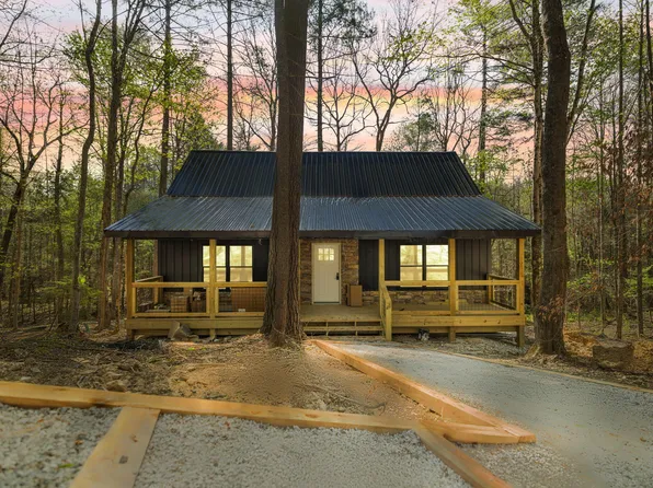 25 Joyful Springs Rd, Zoe, KY 41397