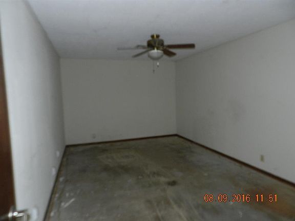 Additional Living Room