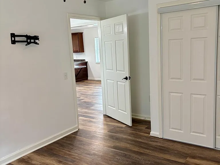 309 Emma Jane St — Photo 11