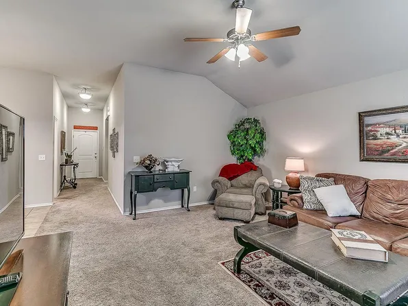 19704 Vivace Dr, Edmond, OK 73012