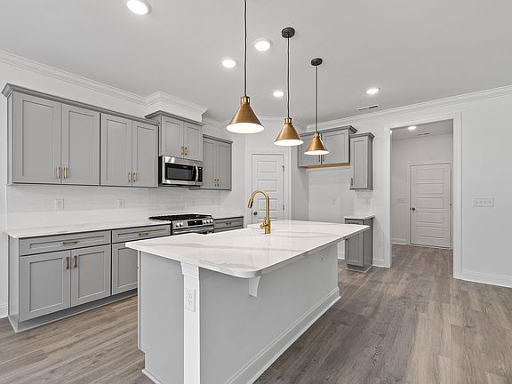 4th image of 62 W Victoria Ridge Dr #19