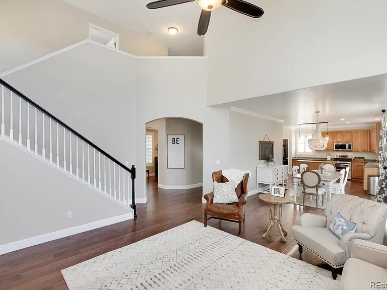 11387 Waldorf Ct — Photo 3