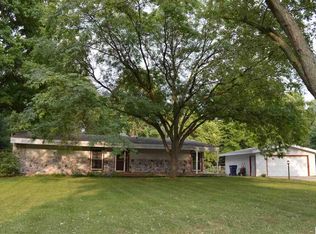 13100 E Melody Rd, Grand Ledge, MI 48837