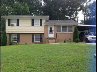 2834 Spruce Point Rd, Atlanta, GA 30349