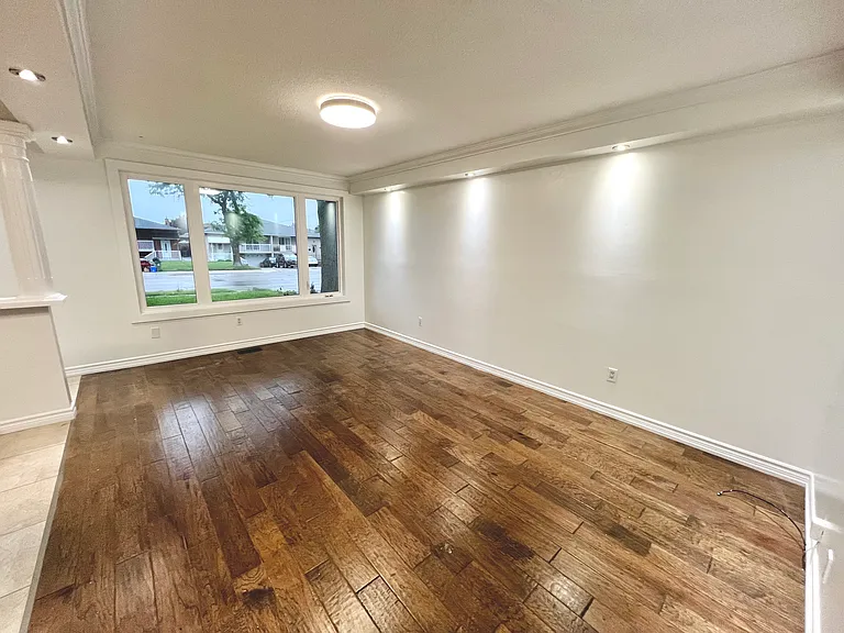 790 Stone Church Rd E #1 — Photo 6