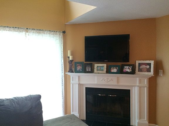 Living Room Fireplace & TV