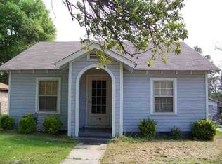 2408 Hickory St, Texarkana, AR 71854