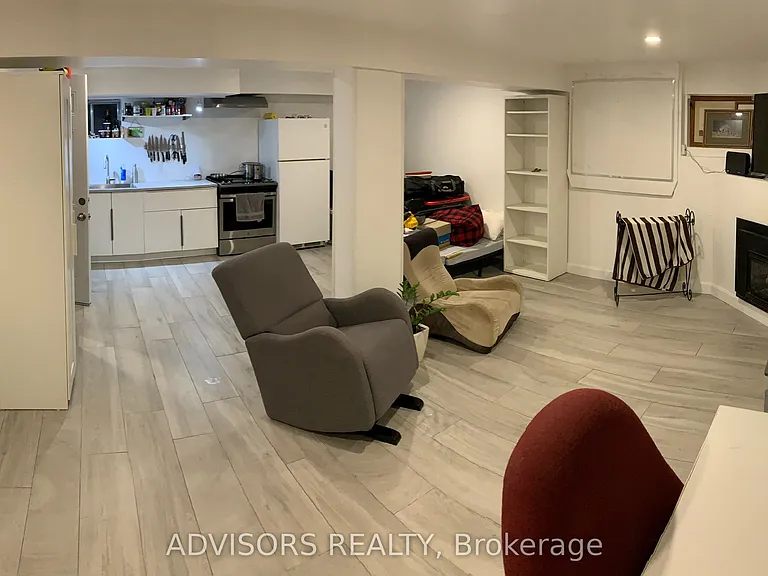 48 Briar Rd — Photo 3