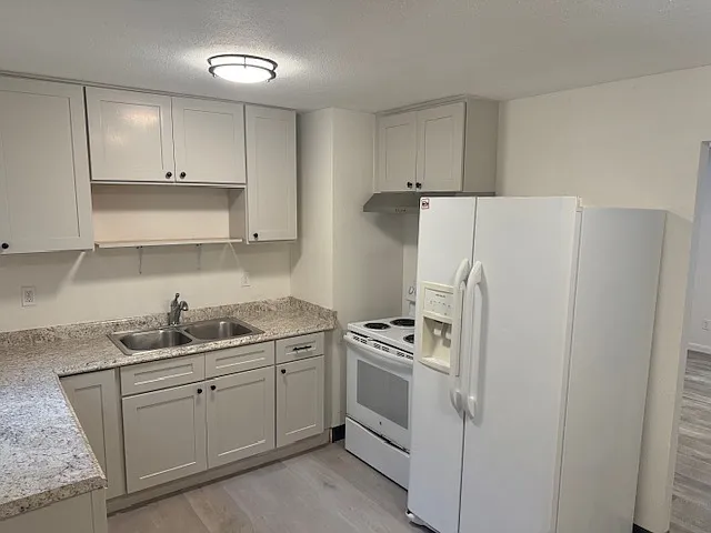 4344 NE Jarrett St #G — Photo 5