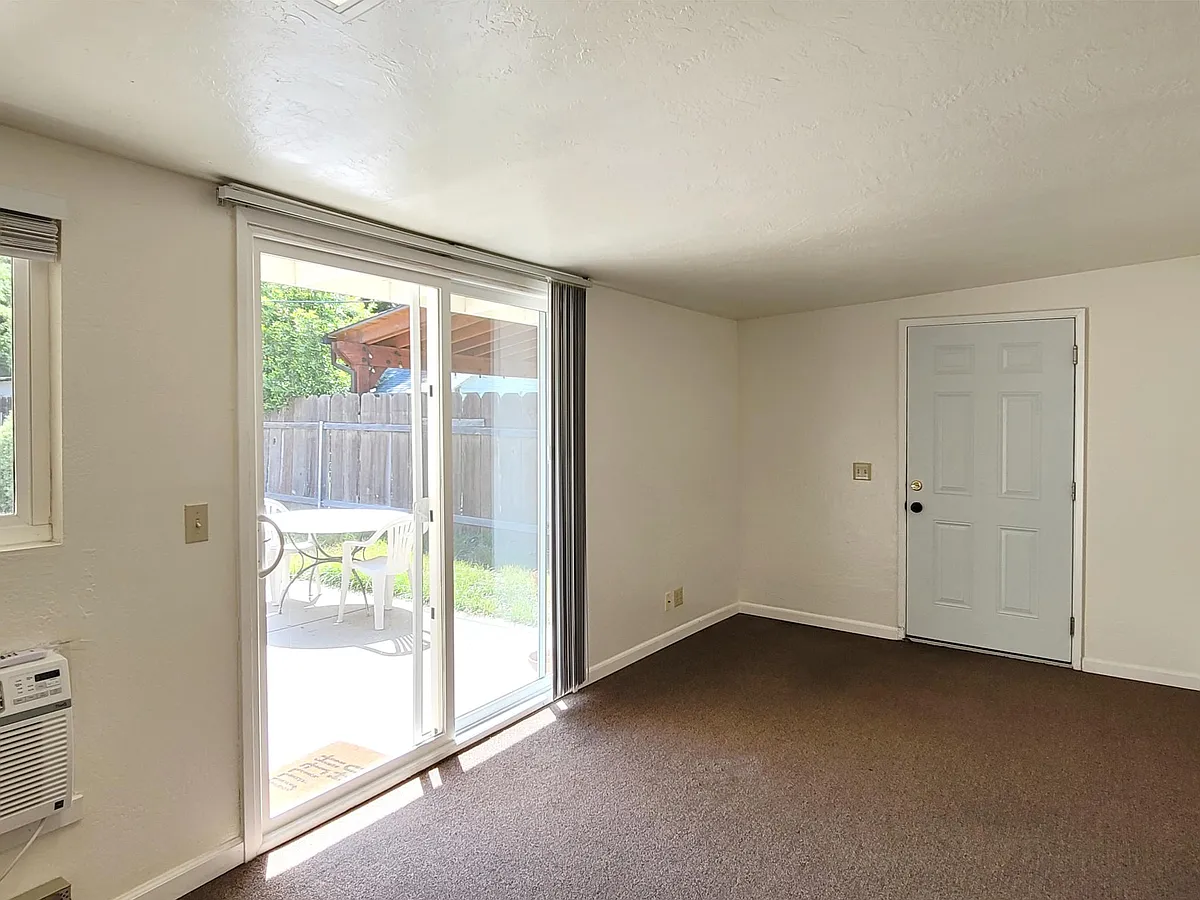 Building Photo - 1534 Normal Ave #2