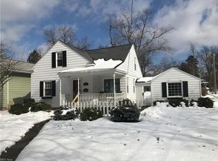 1639 Lyndhurst Rd, Lyndhurst, OH 44124