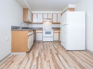 Parkgrove Apartments, Eugene, OR 97401