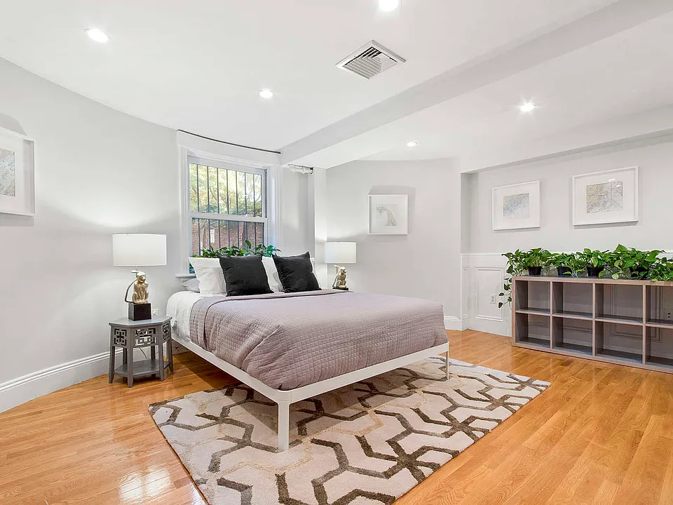 238 Beacon St #1BB