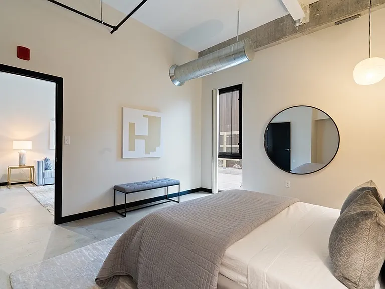 1060 Broadway #108 — Photo 8