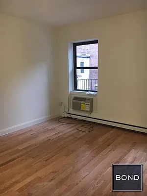 Rented by Bond New York | media 18