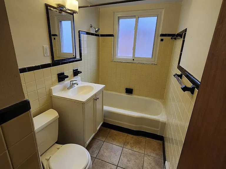 24750 Lakeshore Blvd #DN — Photo 7