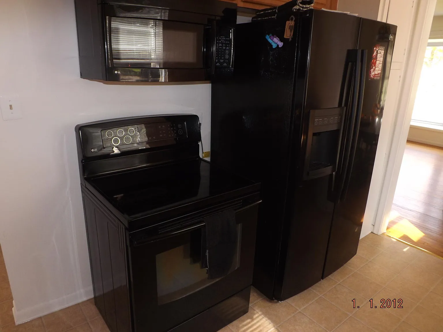 3 bed, 1278 sqft, $2,000 — Photo 4