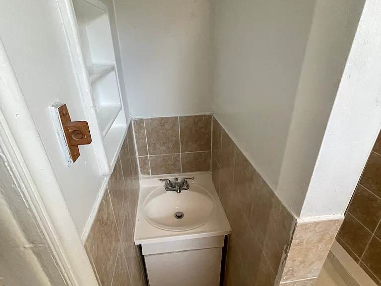331 E Jersey St #1B — Photo 7
