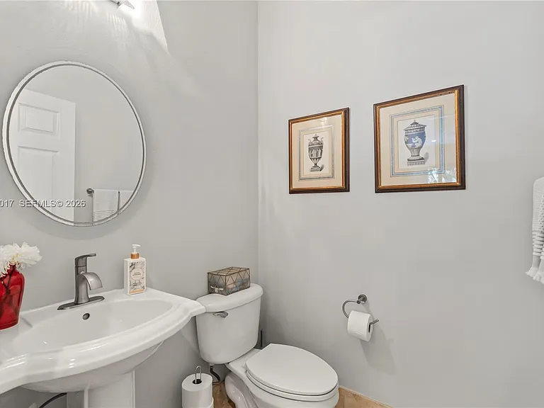 1097 Allamanda Way — Photo 24
