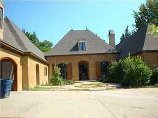 2nd image of 120 Summer Lake Dr