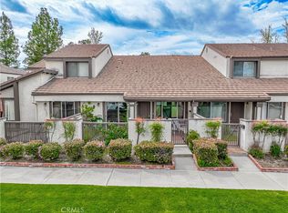 25713 Vista Fairways Dr, Santa Clarita, CA 91355