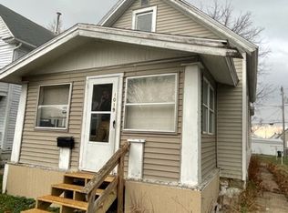 1019 10th St SW, Cedar Rapids, IA 52404