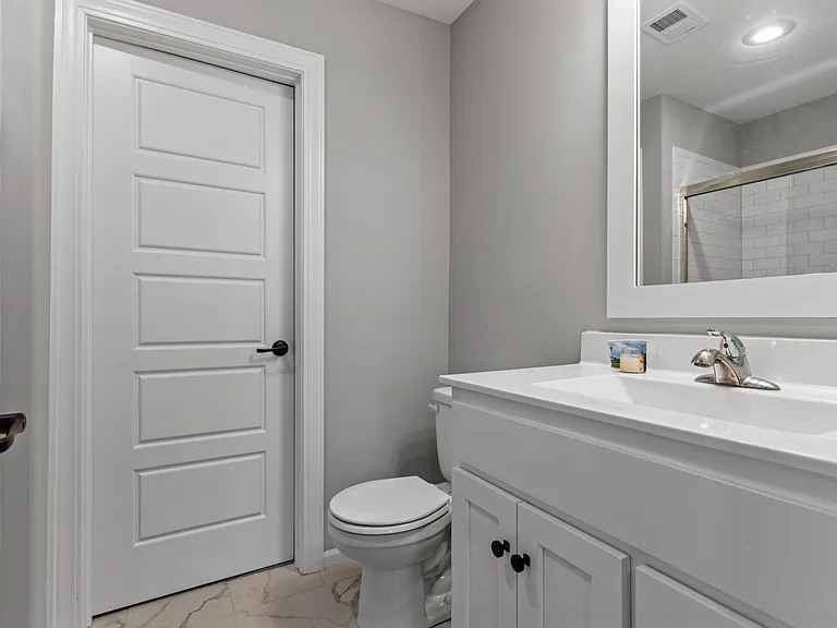 8010 W 166th Ter — Photo 32