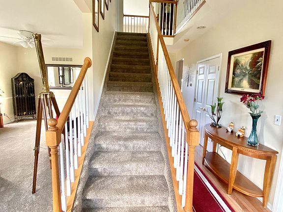 5th image of 3125 Exeter Dr