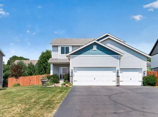 2299 Gall Ave E, Maplewood, MN 55109