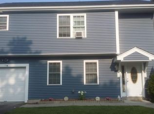 19 Bangor St, Worcester, MA 01604
