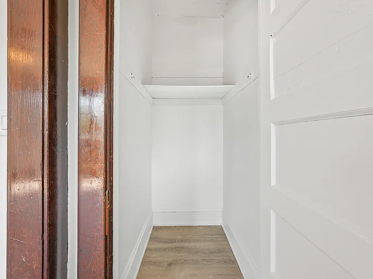 2411-2417 NE Glisan St #2415 — Photo 17