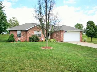 2103 W Colton, Ozark, MO 65721