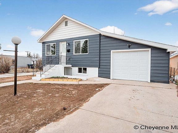 3rd image of 2008 E 17th St