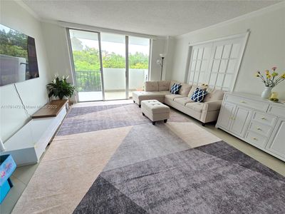 2780 NE 183rd St APT 409, Aventura, FL, 33160