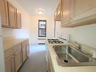 Rented by Brooklyn Heights Real Estate Inc