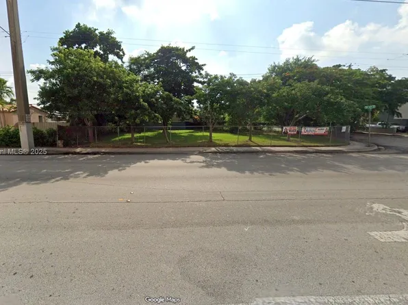 2021 SW 37th Ave, Miami, FL 33145