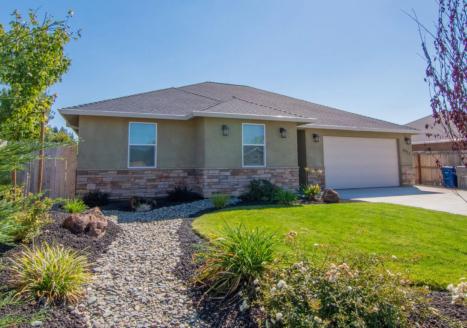 Newer Home for Rent in North Redding CA | $500 Off, Solar, Garage, Near I-5 — Photo 1