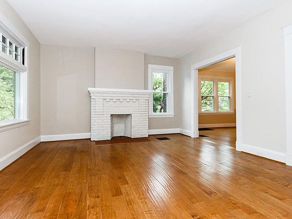 4th image of 3090 Losantiville Ave