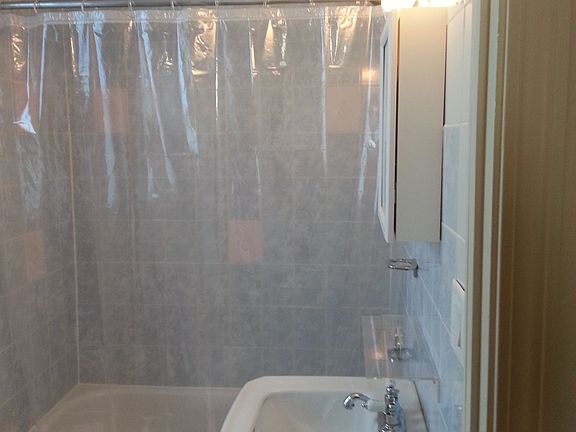 5th image of 717 Steiner Ave