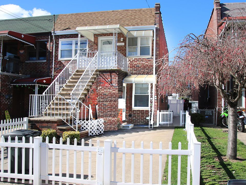 1st image of 2060 E 61st St