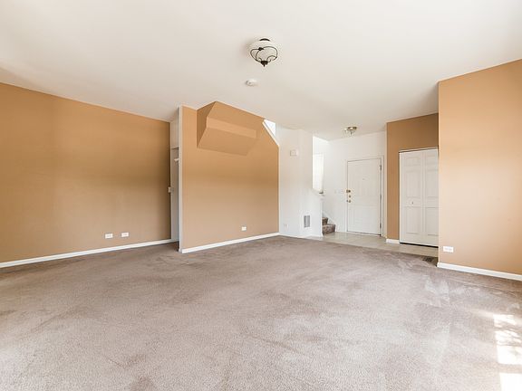 5th image of 1530 Grand Dr Unit 1