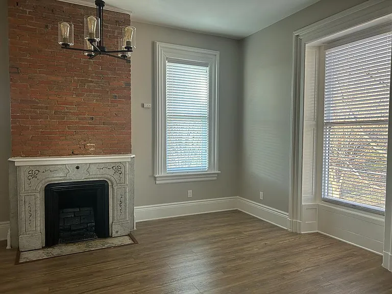 3805 Franklin Blvd #201 — Photo 22