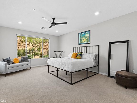 3rd image of 9 Desert Juniper Ln