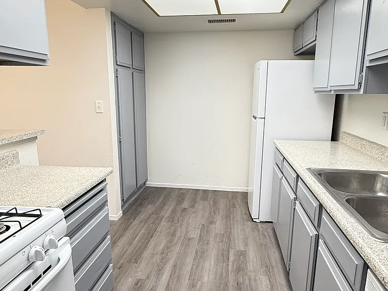1301 Darlene Way #2 — Photo 16